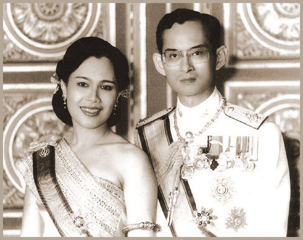 Hochzeitsfoto Knig Bhumibol Adulyadej und Knigin Sirikit